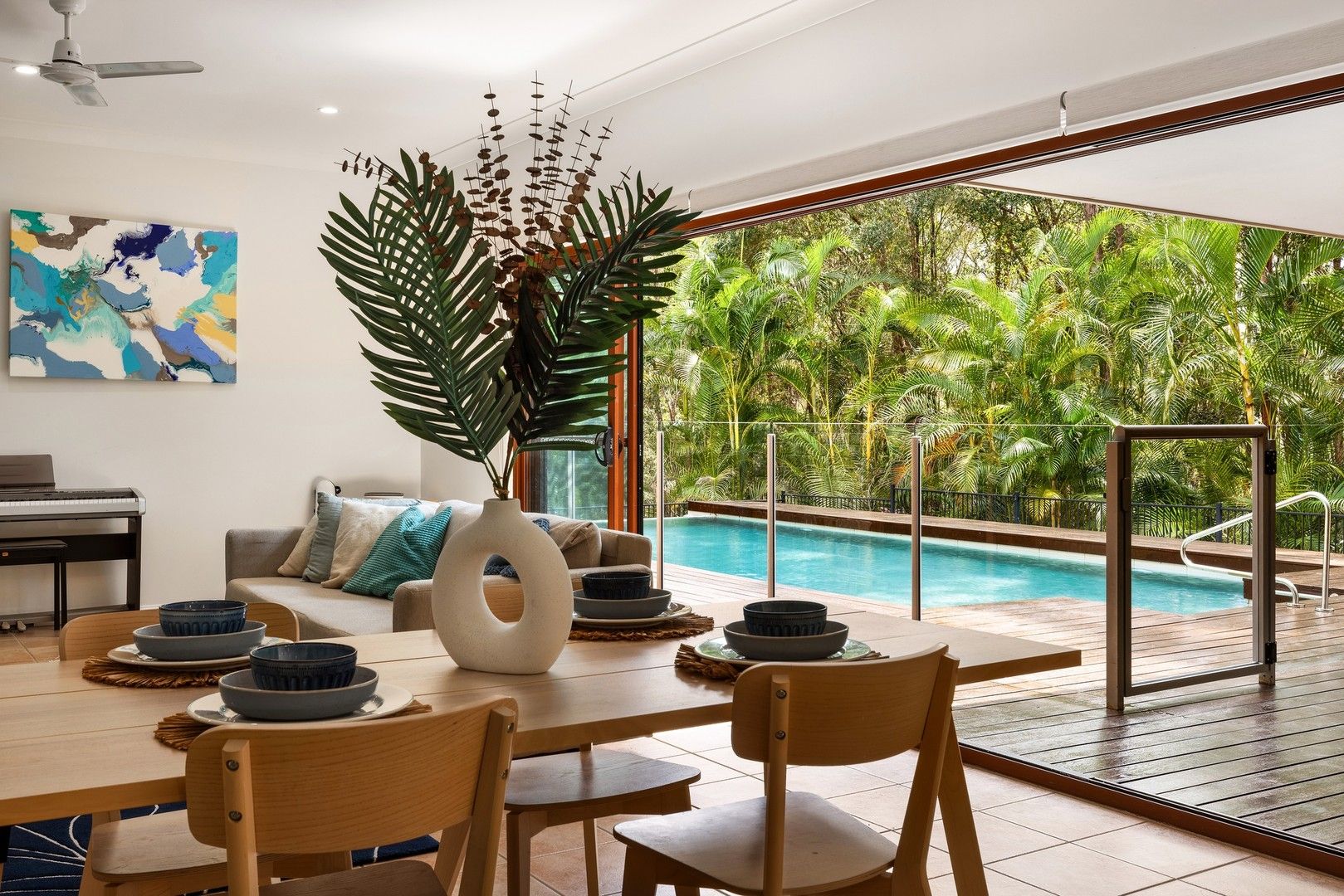 10 Saint Clair Court Maudsland QLD 4210 Domain