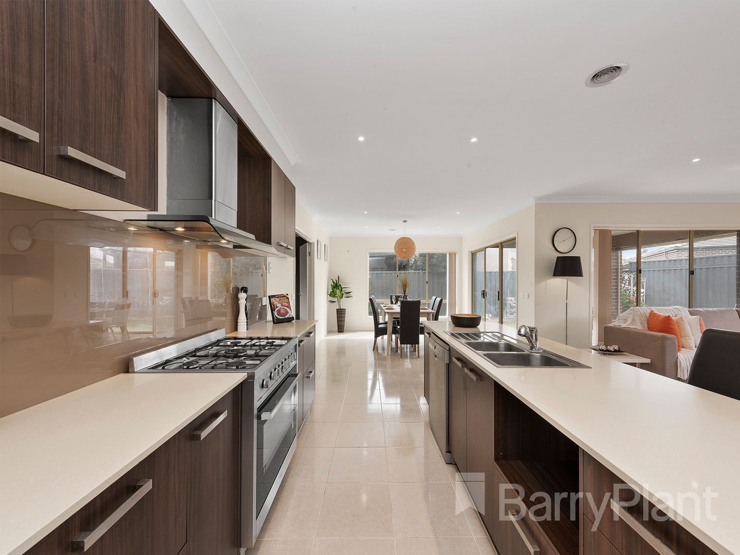 31 Clematis Crescent, Manor Lakes VIC 3024, Image 1