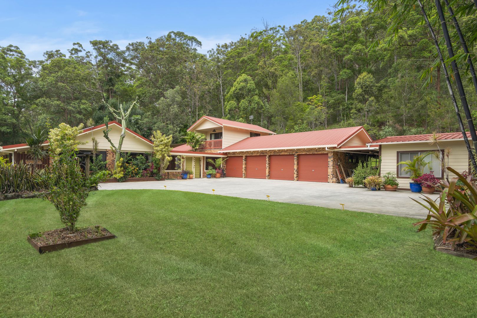 552 Tallebudgera Creek Road, Tallebudgera Valley QLD 4228 House for