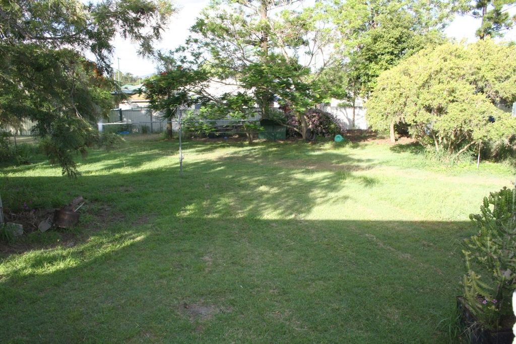 35 George Street, Biggenden QLD 4621, Image 2