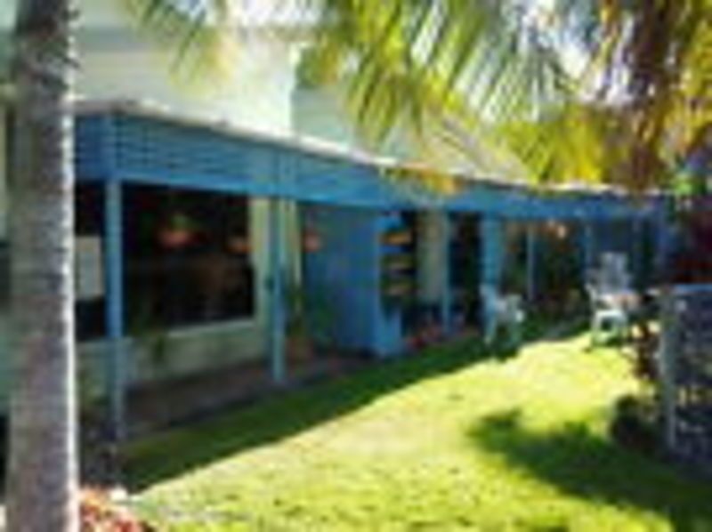 4 bedrooms Block of Units in 4 Tollington Rd BOWEN QLD, 4805