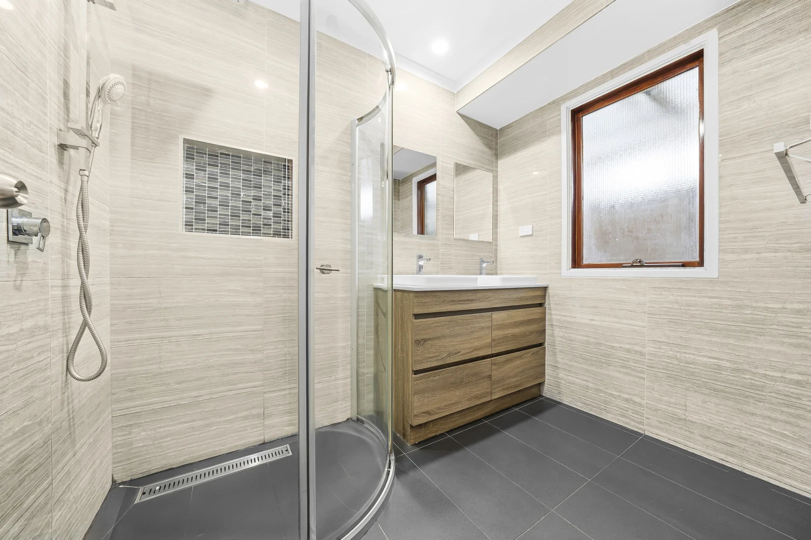 Additional image 27 of 31 Josephine Avenue, Cranbourne North VIC 3977