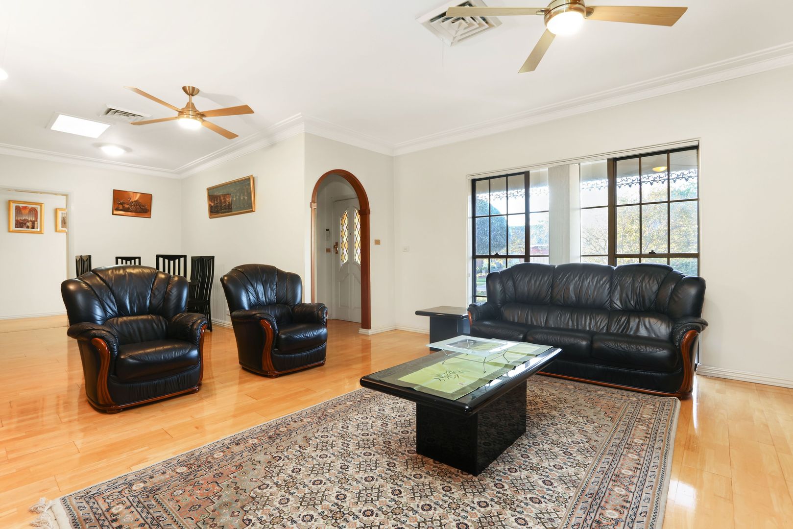 2 Sunlea Crescent, Belfield NSW 2191, Image 1