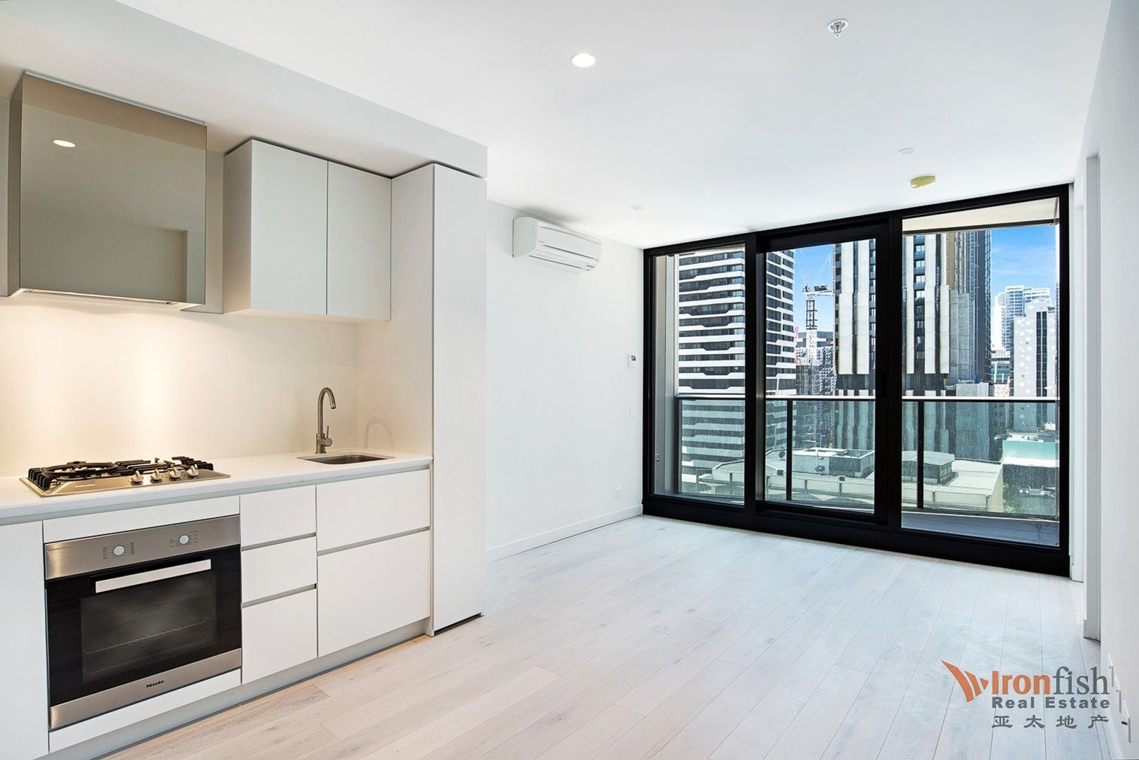 1 bedrooms Apartment / Unit / Flat in 915/135 A'Beckett Street MELBOURNE VIC, 3000