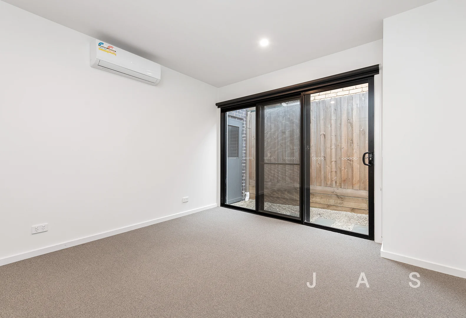 Additional image 10 of 2/101 Roberts Street, Yarraville VIC 3013