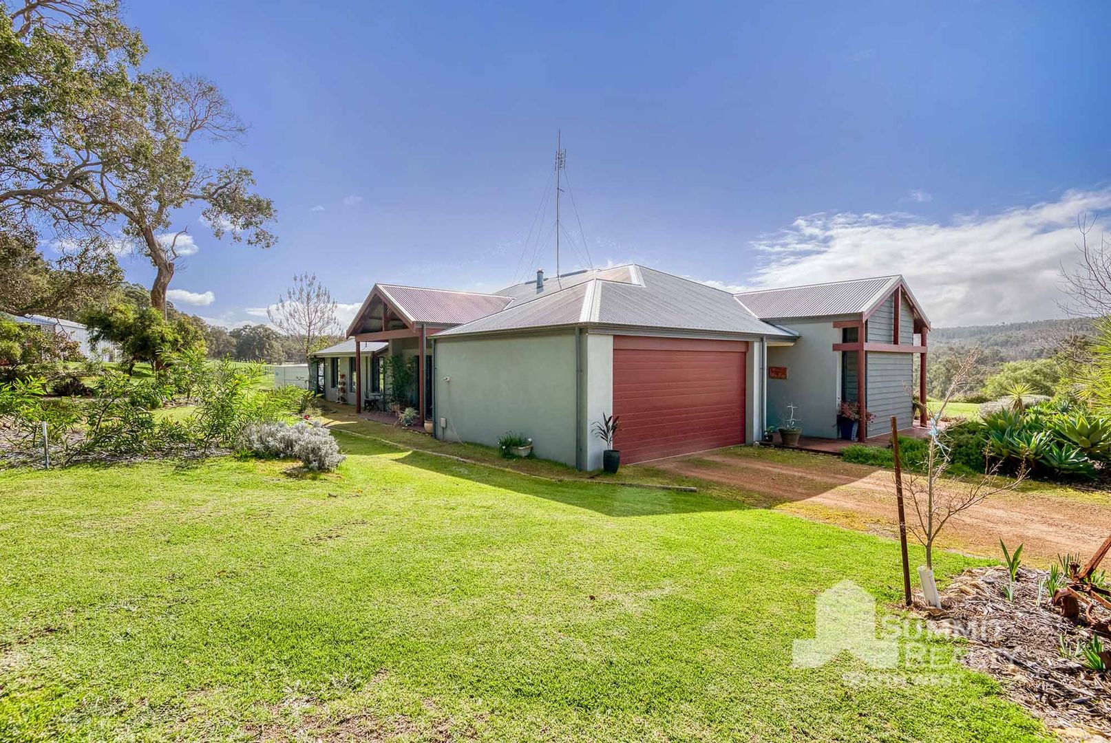 598 Ravenscliffe Road, Kirup WA 6251, Image 2