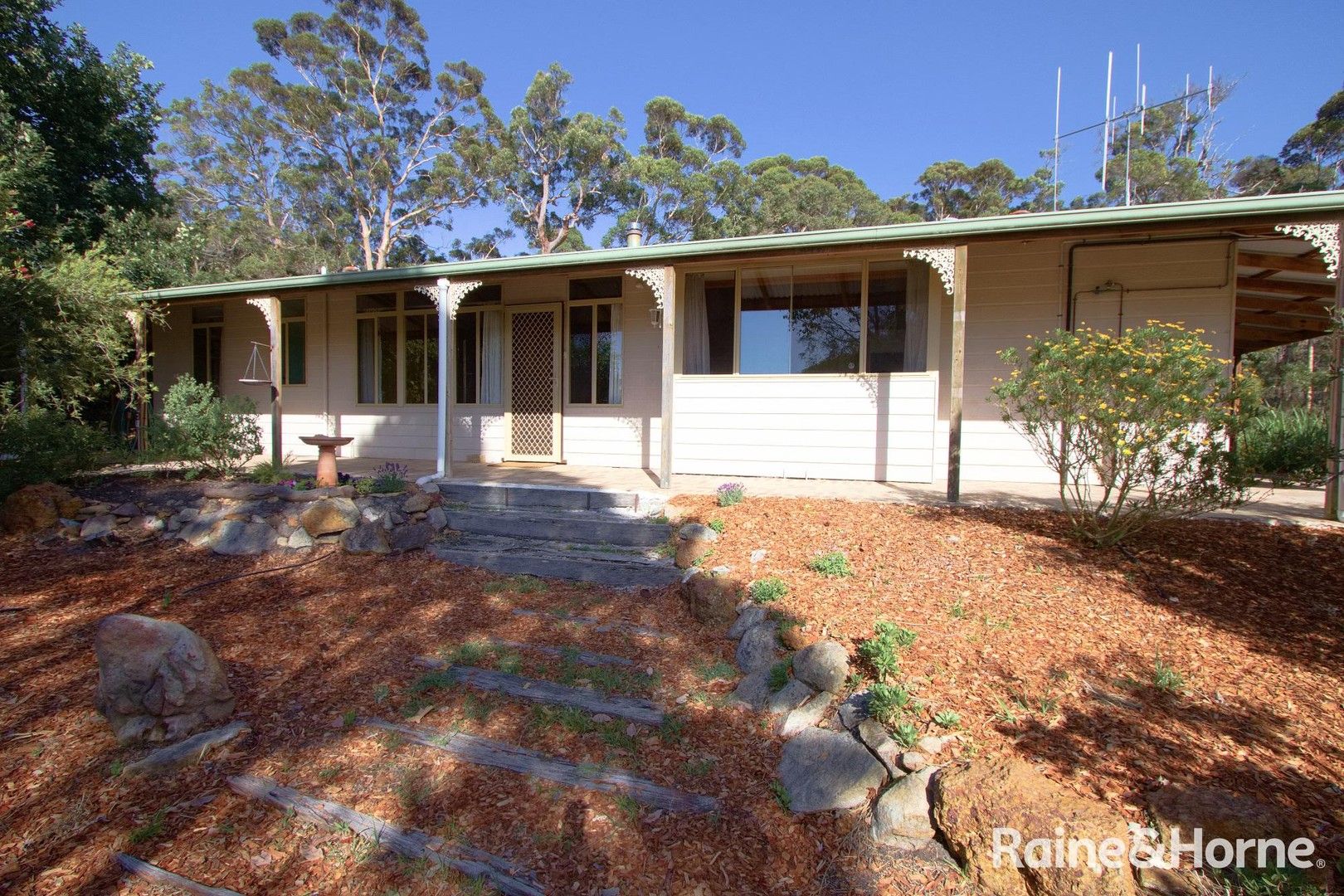 16 Dunskey Place, Denmark WA 6333, Image 0