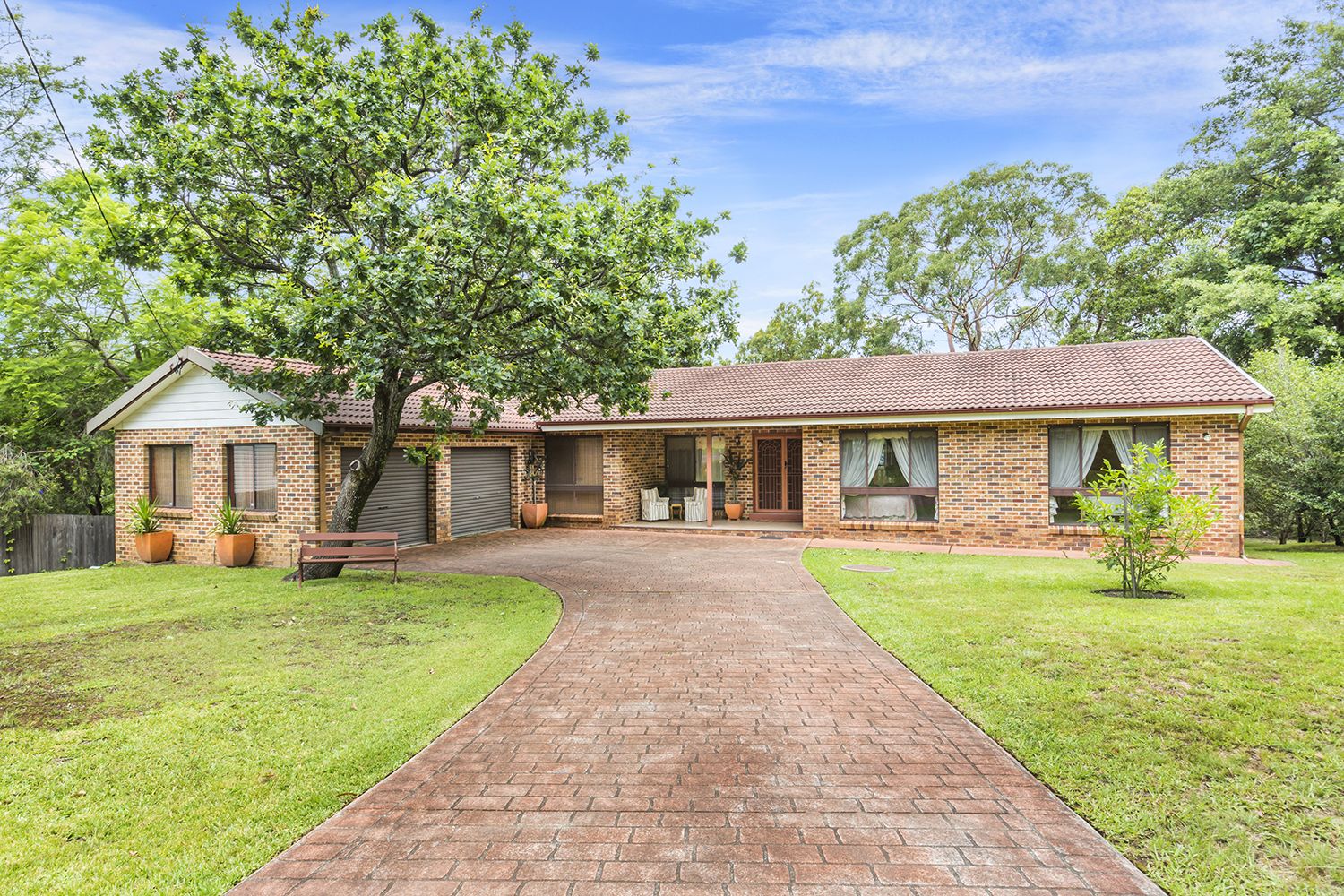 8 Sir Henrys Parade, Faulconbridge NSW 2776