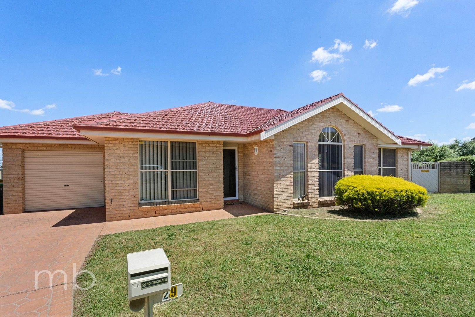 3 bedrooms House in 29 Holman Way ORANGE NSW, 2800