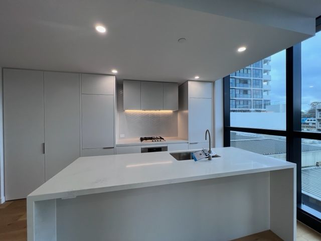 2 bedrooms Apartment / Unit / Flat in 401/3 Young Street BOX HILL VIC, 3128