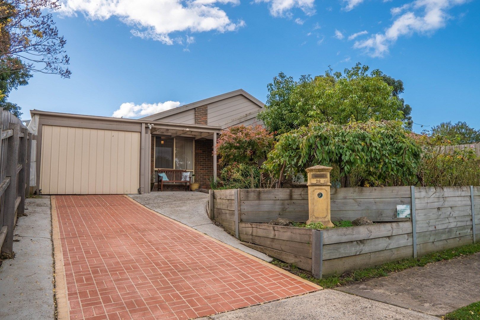 28 Heywood Crescent, Cranbourne North VIC 3977, Image 0