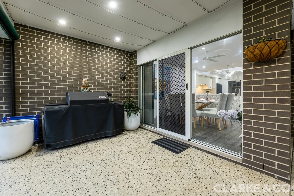 Additional image 24 of 27 Pineview Drive, Beerwah QLD 4519