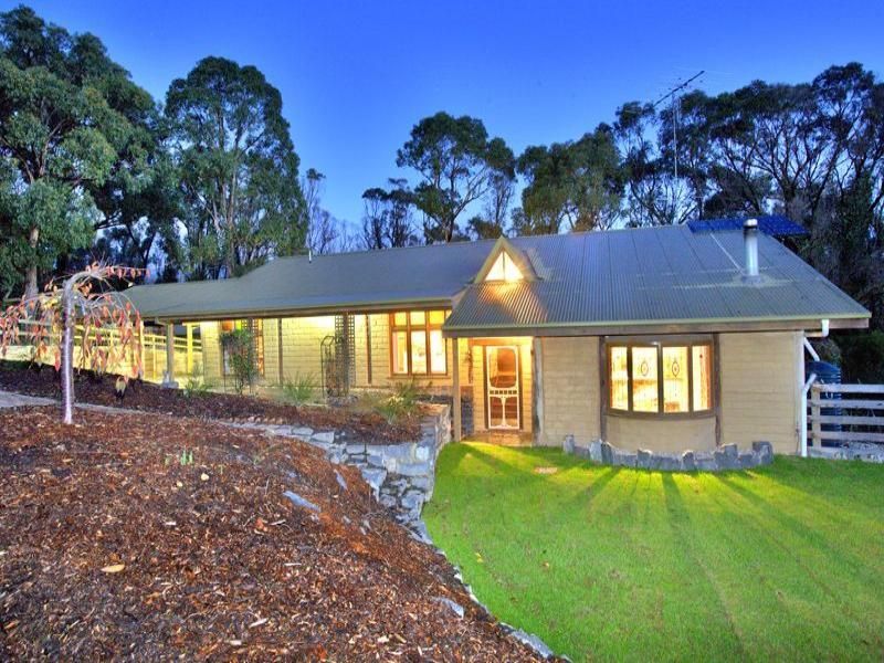 14 VISTA COURT, Heathcote Junction VIC 3758, Image 0