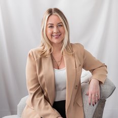 Fall Real Estate Hobart - Sophie Scarlett