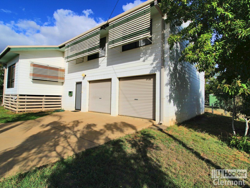 4 bedrooms House in 51 Sirius Street CLERMONT QLD, 4721