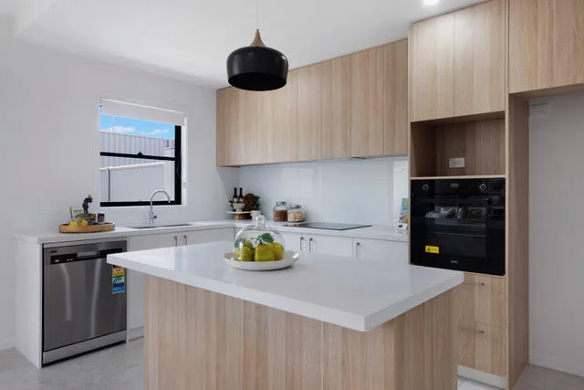 Additional image 5 of 10/19 Sunrise Court, Merrimac QLD 4226