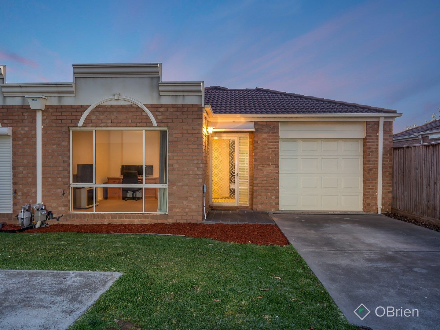 31 Tintern Loop, Hillside VIC 3037, Image 0