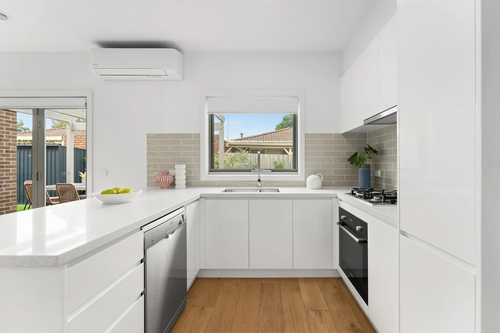 Additional image 7 of 2/6 Centre Dandenong Road, Cheltenham VIC 3192