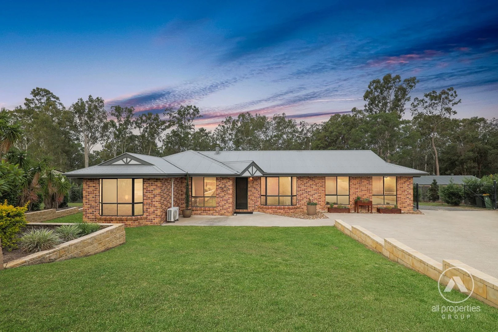 38-40 Tall Timber Road, New Beith QLD 4124