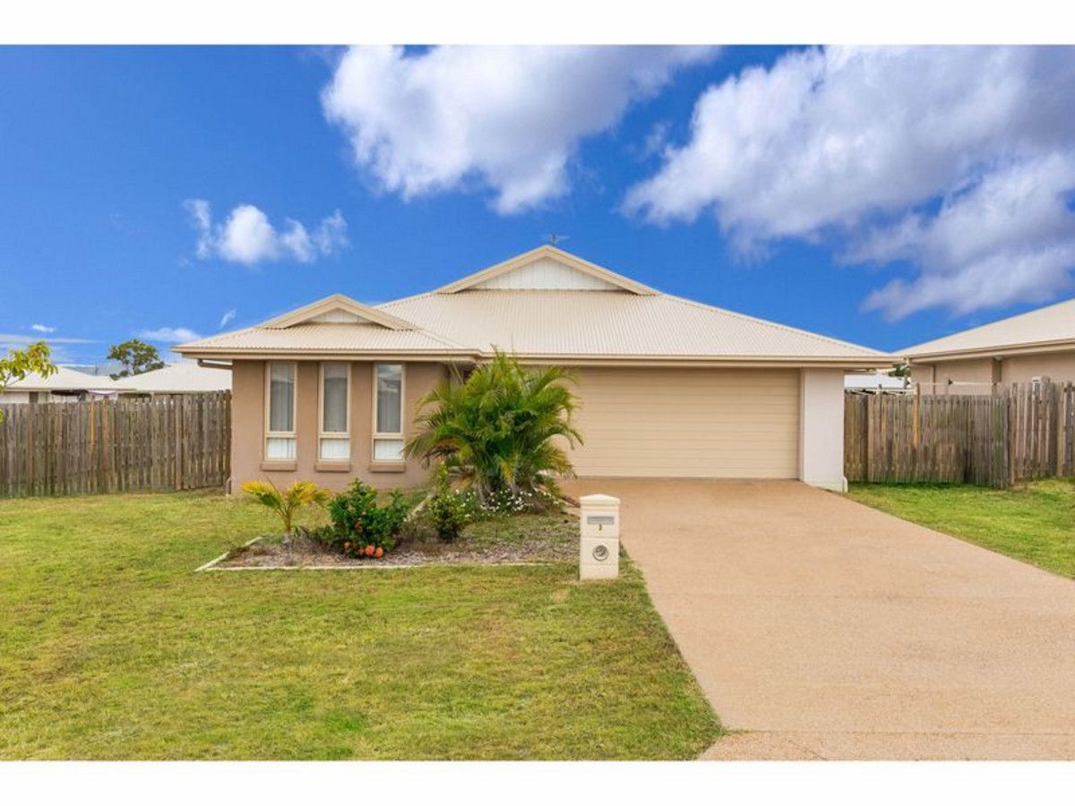 4 bedrooms House in 3 Clint Close GRACEMERE QLD, 4702