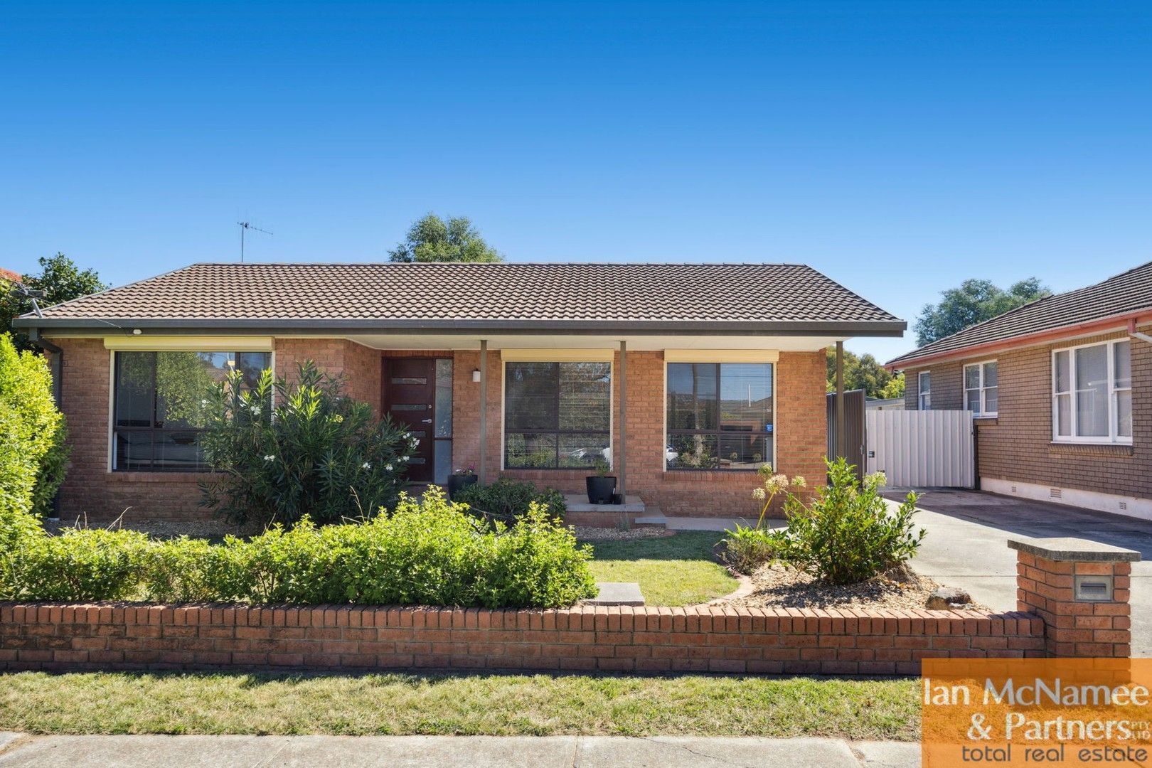 29 Agnes Avenue, Crestwood NSW 2620, Image 0