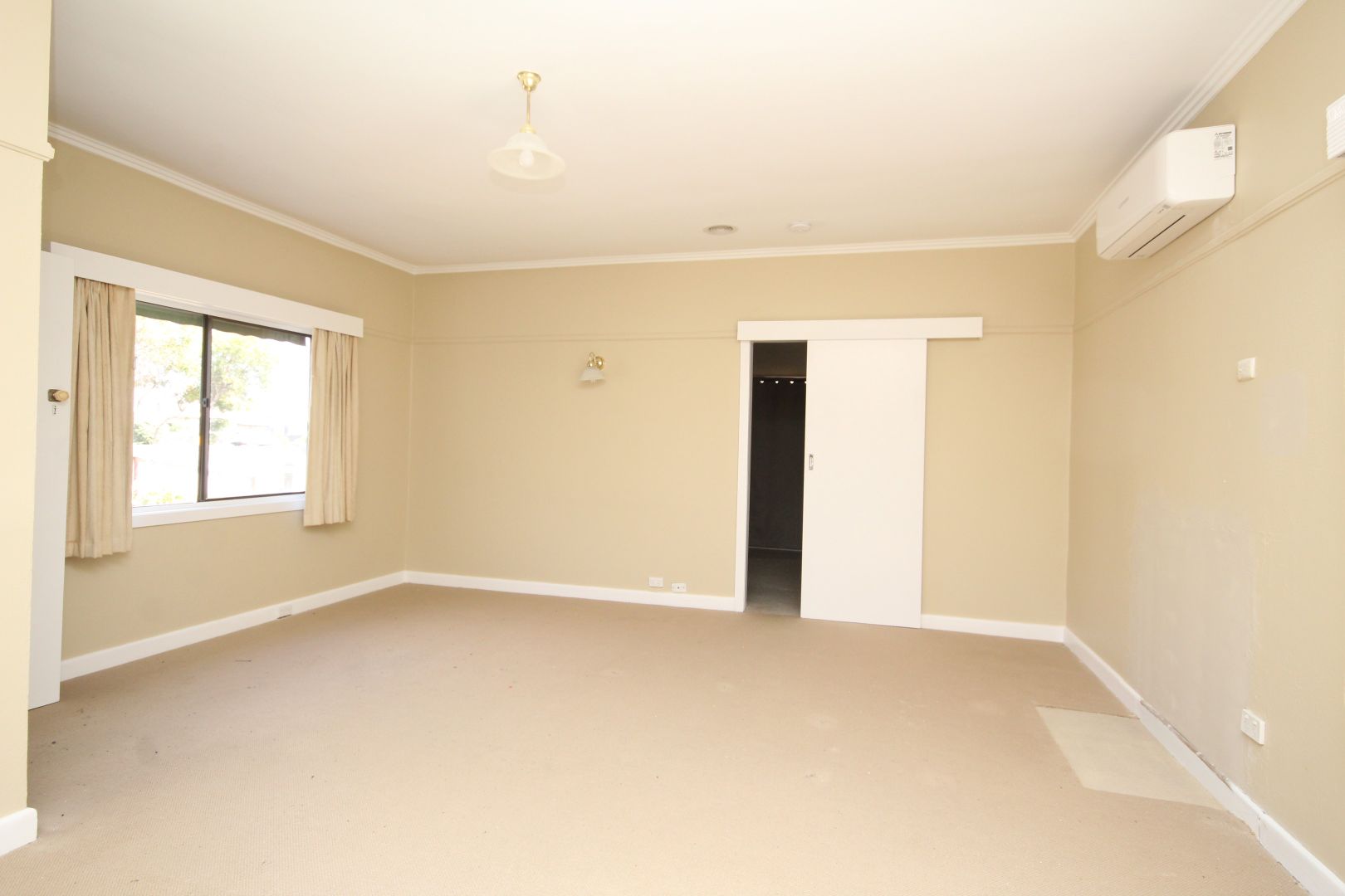 19 Milbourne Street, Warracknabeal VIC 3393 House For Rent 350