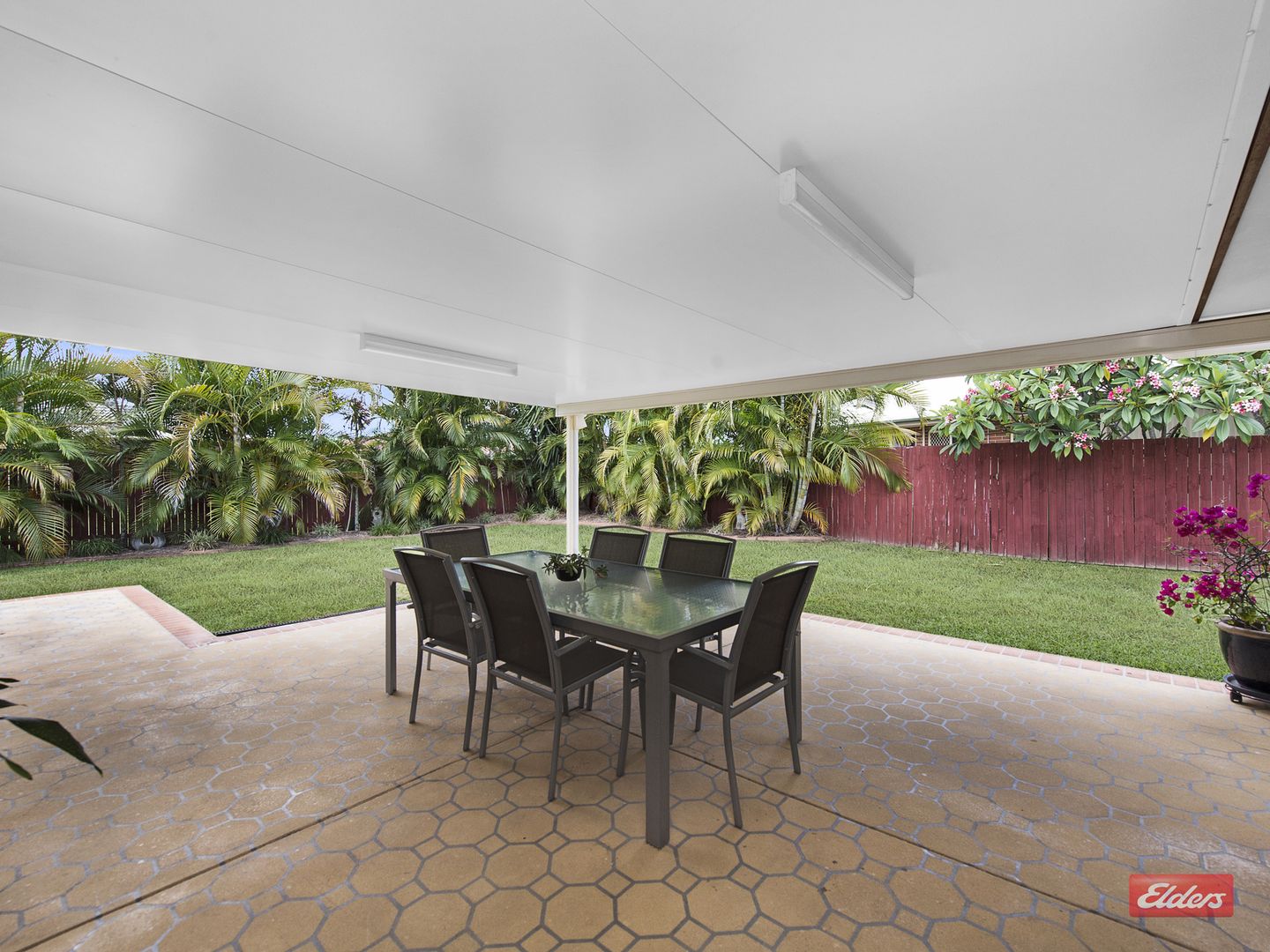 8 PALK COURT, Meadowbrook QLD 4131, Image 1
