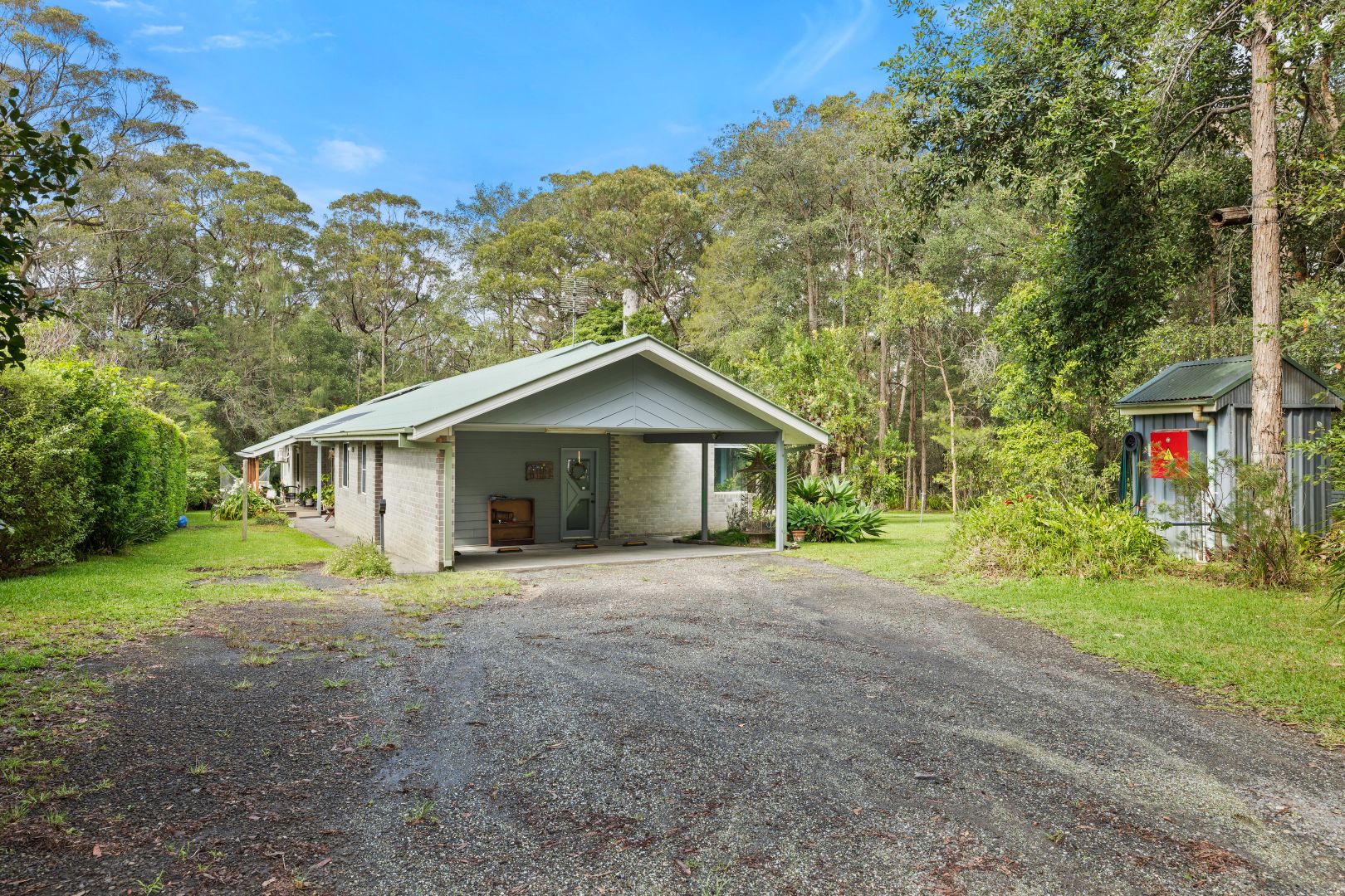 213 Island Point Road, St Basin NSW 2540 Domain