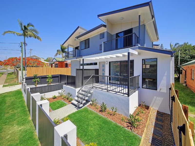 4 bedrooms Townhouse in 1/111 Richmond Road MORNINGSIDE QLD, 4170