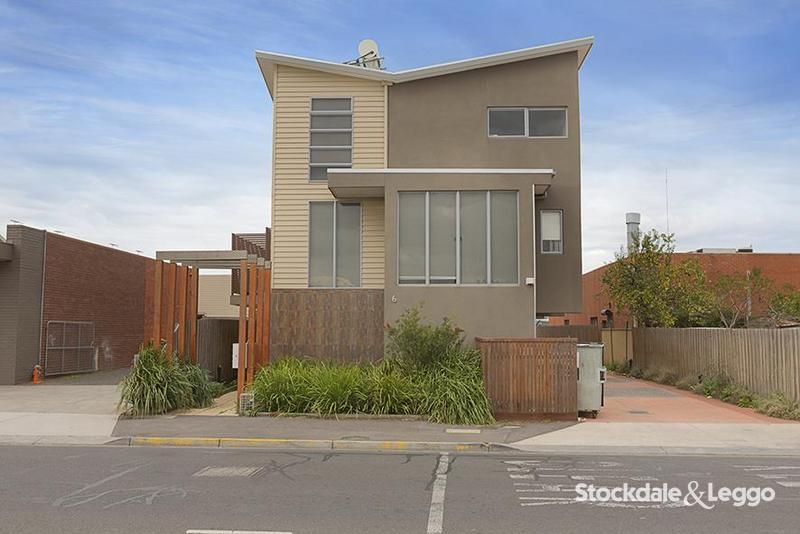 2 bedrooms House in 5/6 Rosamond Road FOOTSCRAY VIC, 3011