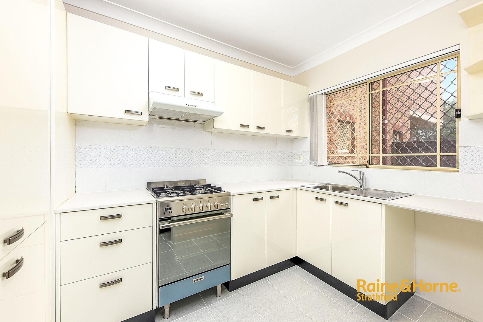 9/94 ALBERT RD, Strathfield NSW 2135, Image 2