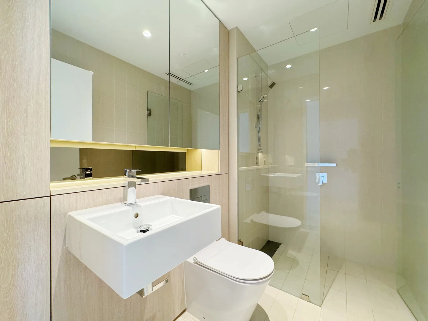 Additional image 4 of 1708/301 Botany Road, Zetland NSW 2017