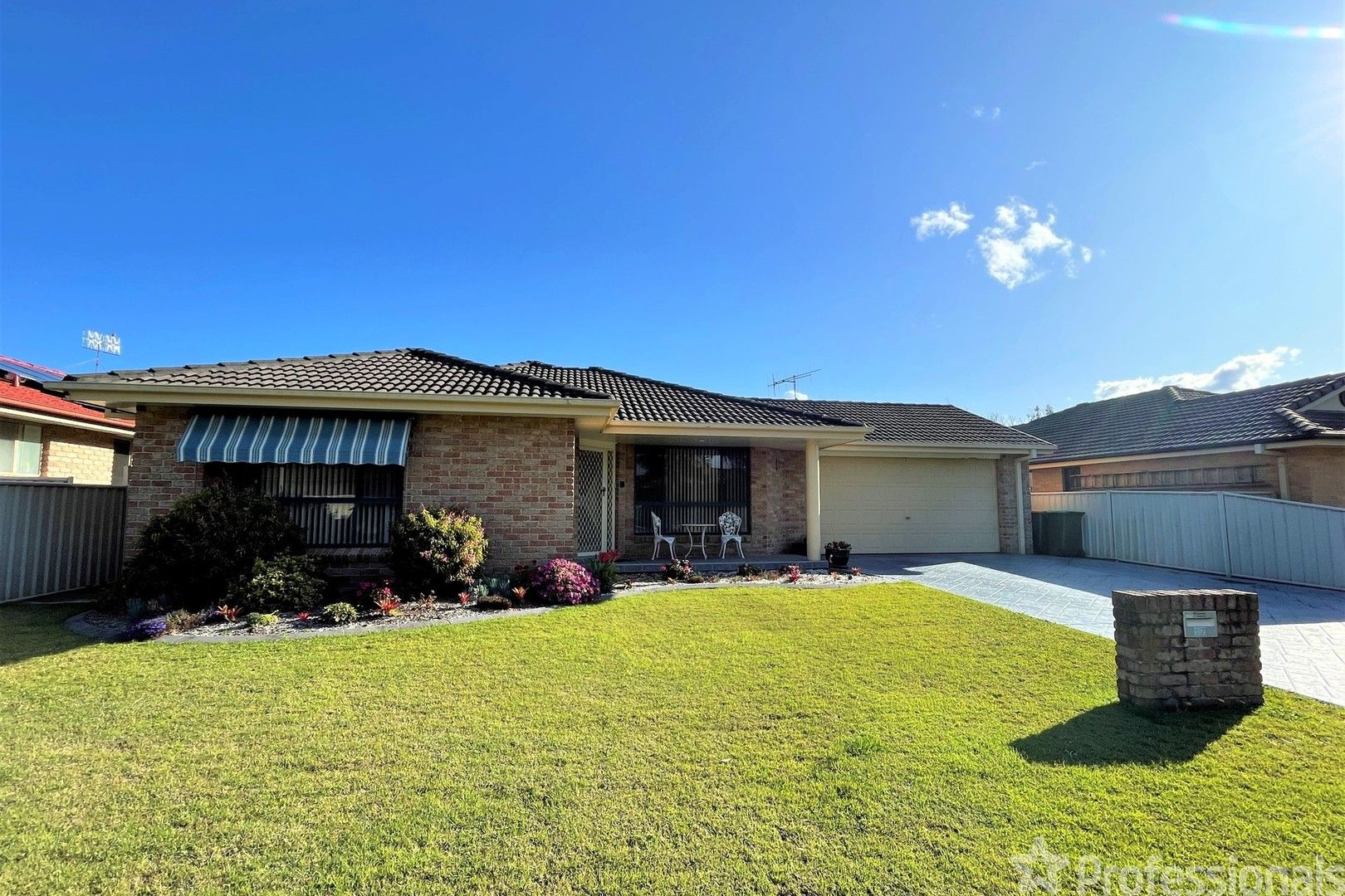 3 bedrooms House in 17 Livistona Drive FORSTER NSW, 2428