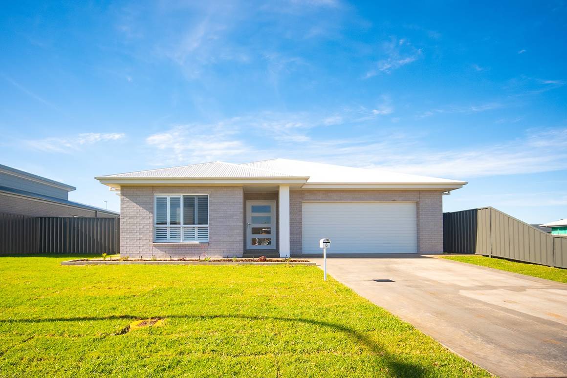 Picture of 8 Maher Circuit, GRIFFITH NSW 2680