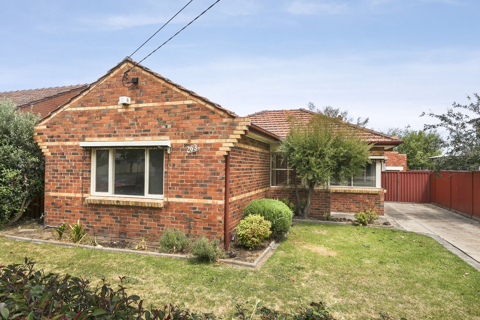 2 bedrooms House in 263 Gaffney St PASCOE VALE VIC, 3044