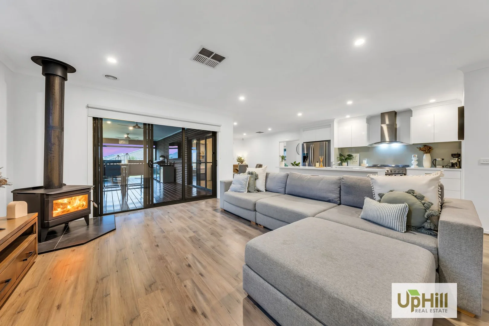 Additional image 12 of 19 Sark Street, Clyde North VIC 3978