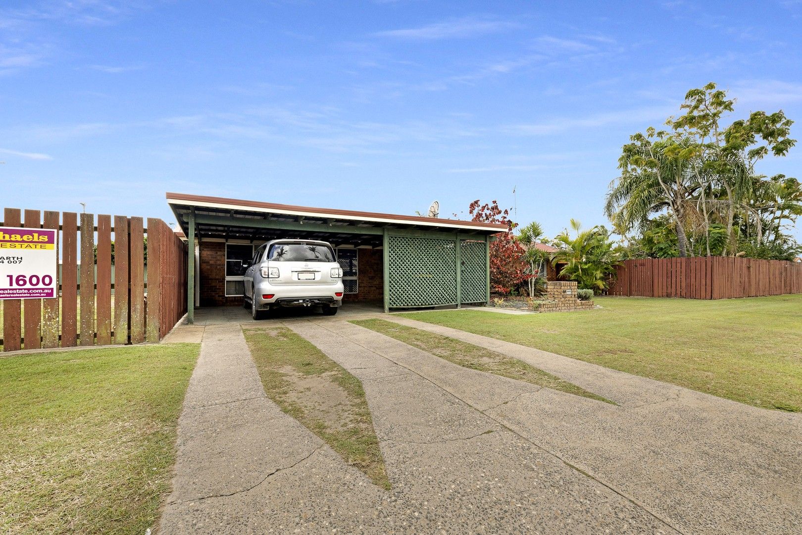 4 bedrooms House in 64 Sunset Drive THABEBAN QLD, 4670