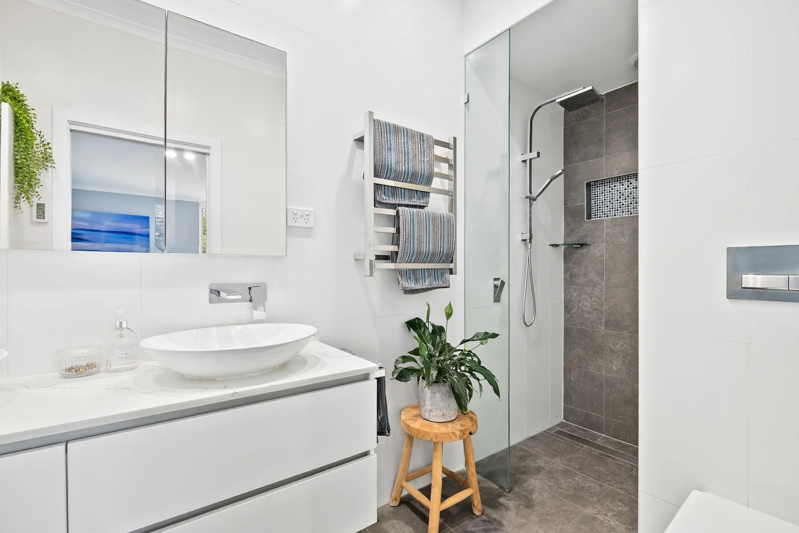 Additional image 7 of 91 Rose Avenue, Wheeler Heights NSW 2097