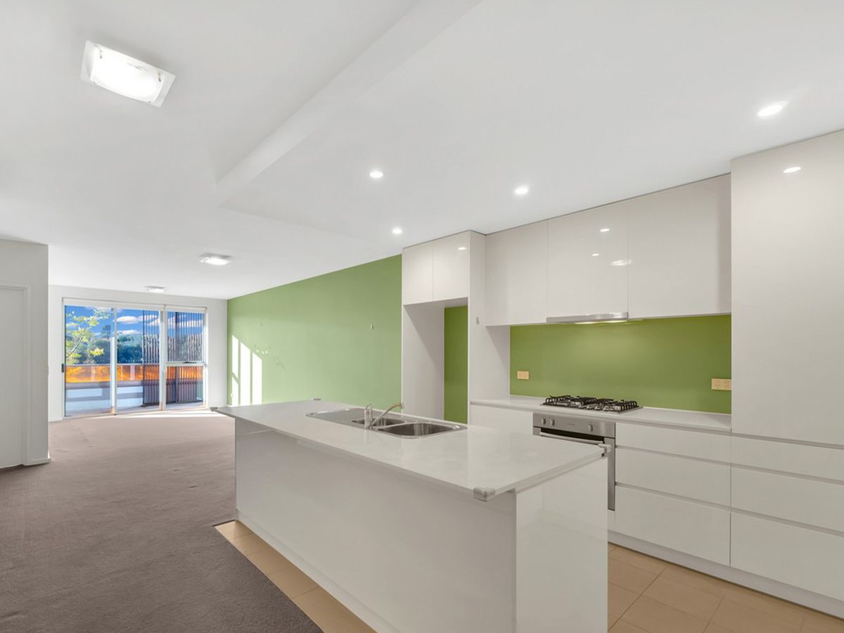 2 bedrooms Apartment / Unit / Flat in 202/8 Power Avenue ASHWOOD VIC, 3147