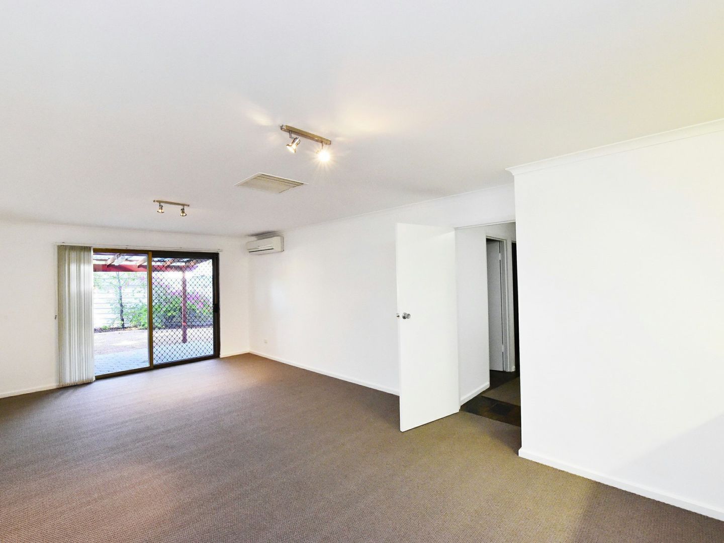 1/5 Senna Court, Sadadeen NT 0870, Image 2