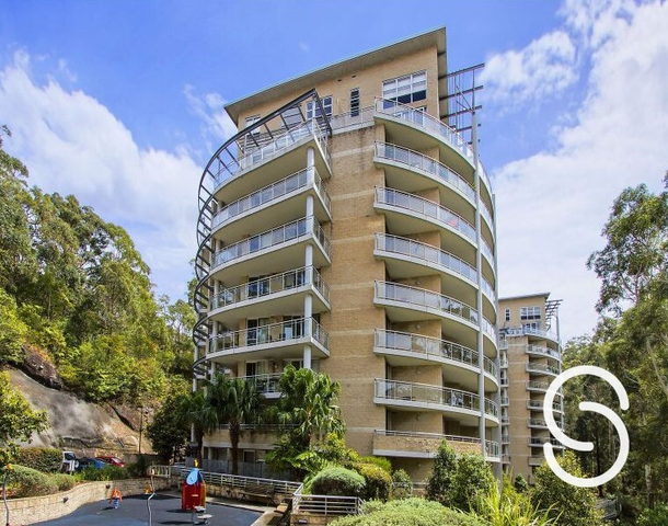 342/80 John Whiteway Drive, Gosford NSW 2250