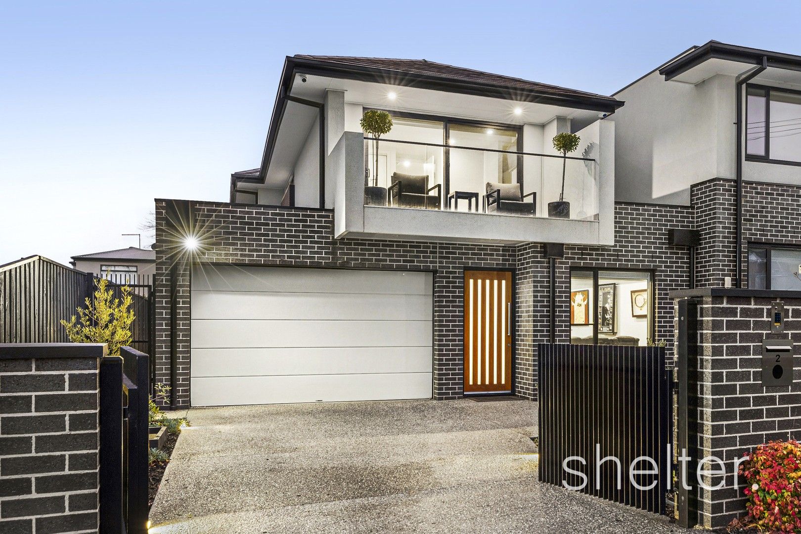 5 bedrooms House in 2 Benghazi Avenue ASHBURTON VIC, 3147