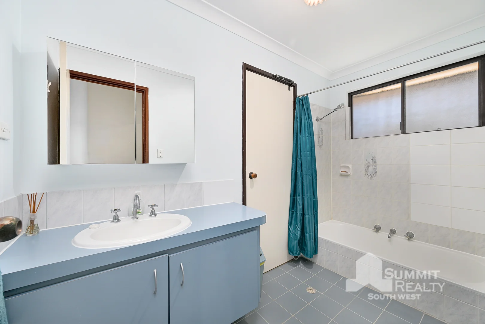 Additional image 15 of 14 Littlefair Drive, Withers WA 6230