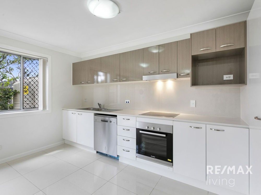 27/29-33 Juers Street, Kingston QLD 4114, Image 2