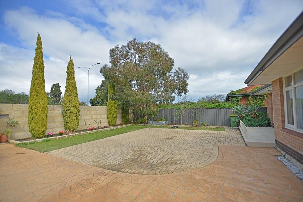 130 Leach Highway, Melville WA 6156, Image 2