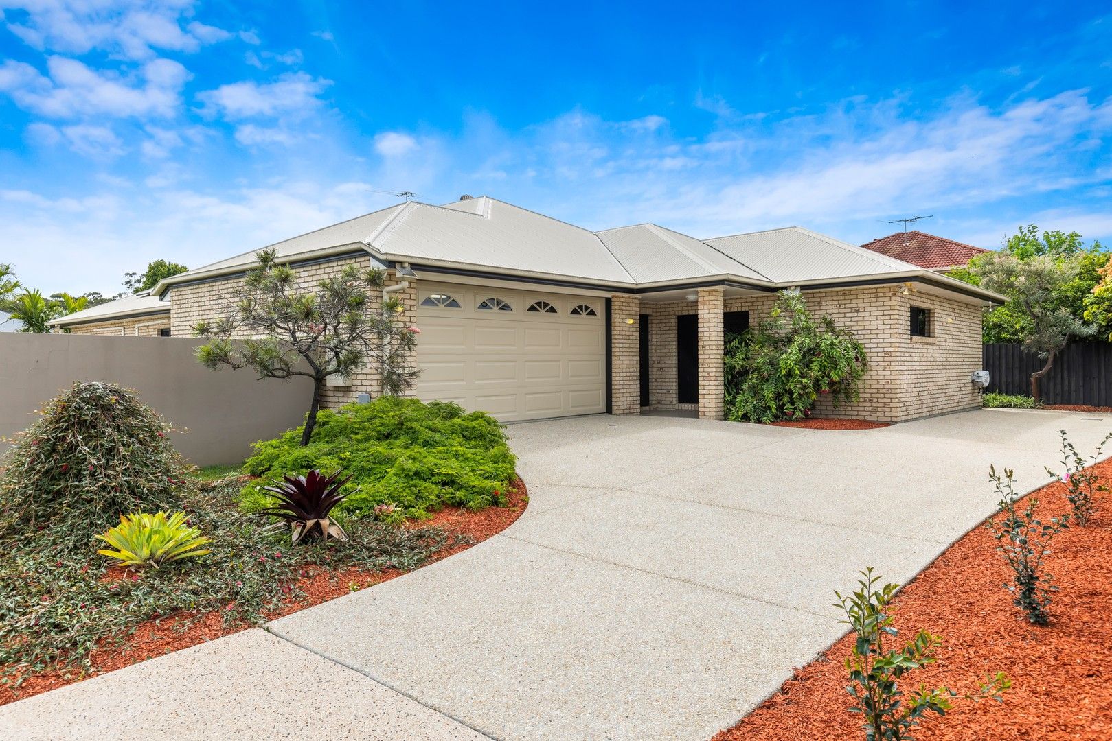 15 Darlington Close, Carseldine QLD 4034, Image 1