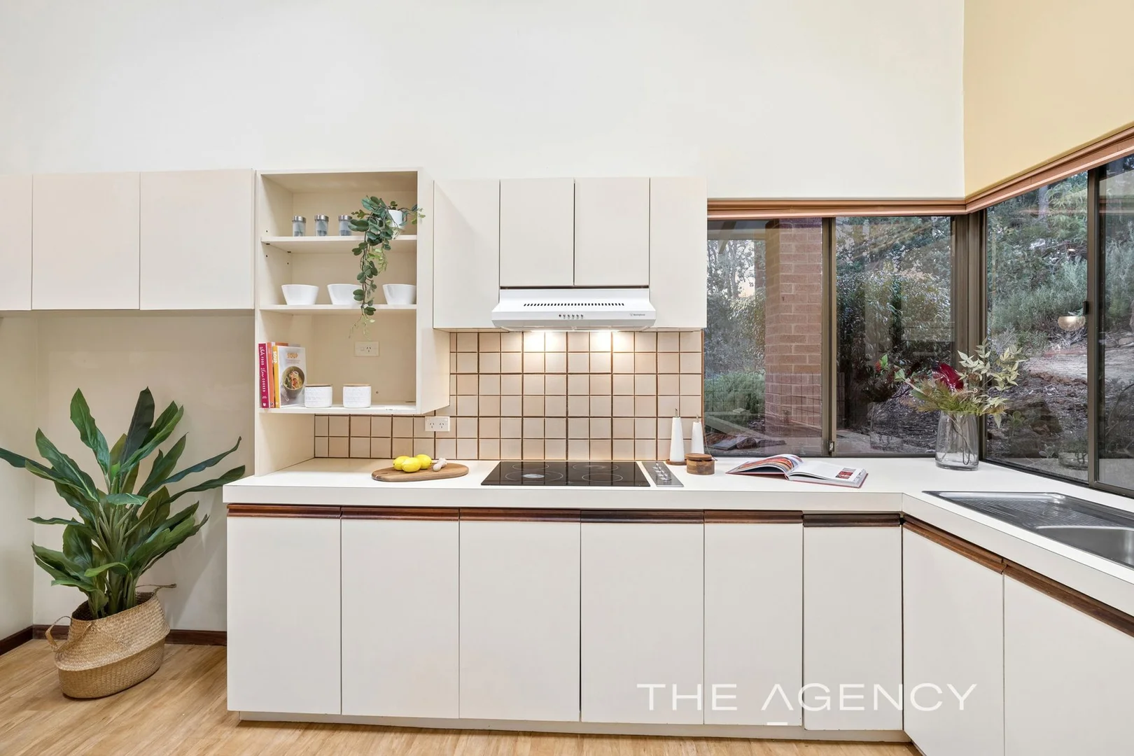 Additional image 29 of 24 Lookout Road, Kalamunda WA 6076