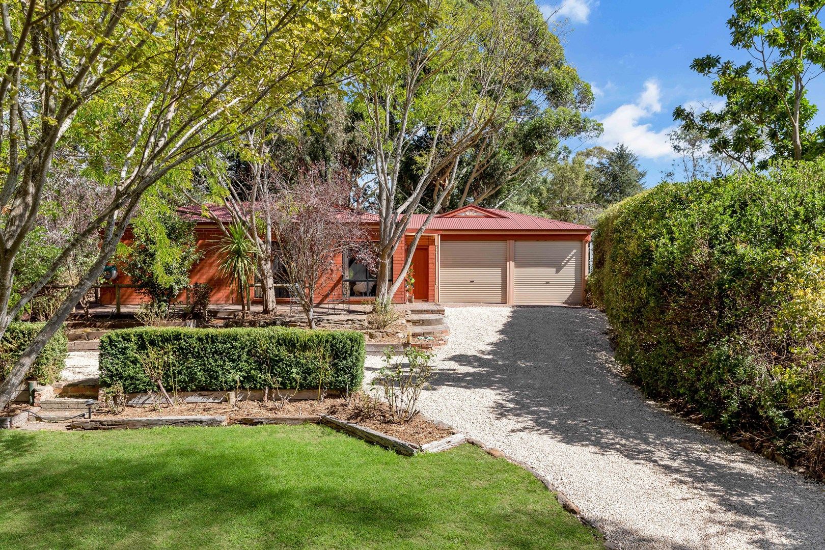 16 Discombe Road, Woodside SA 5244, Image 0