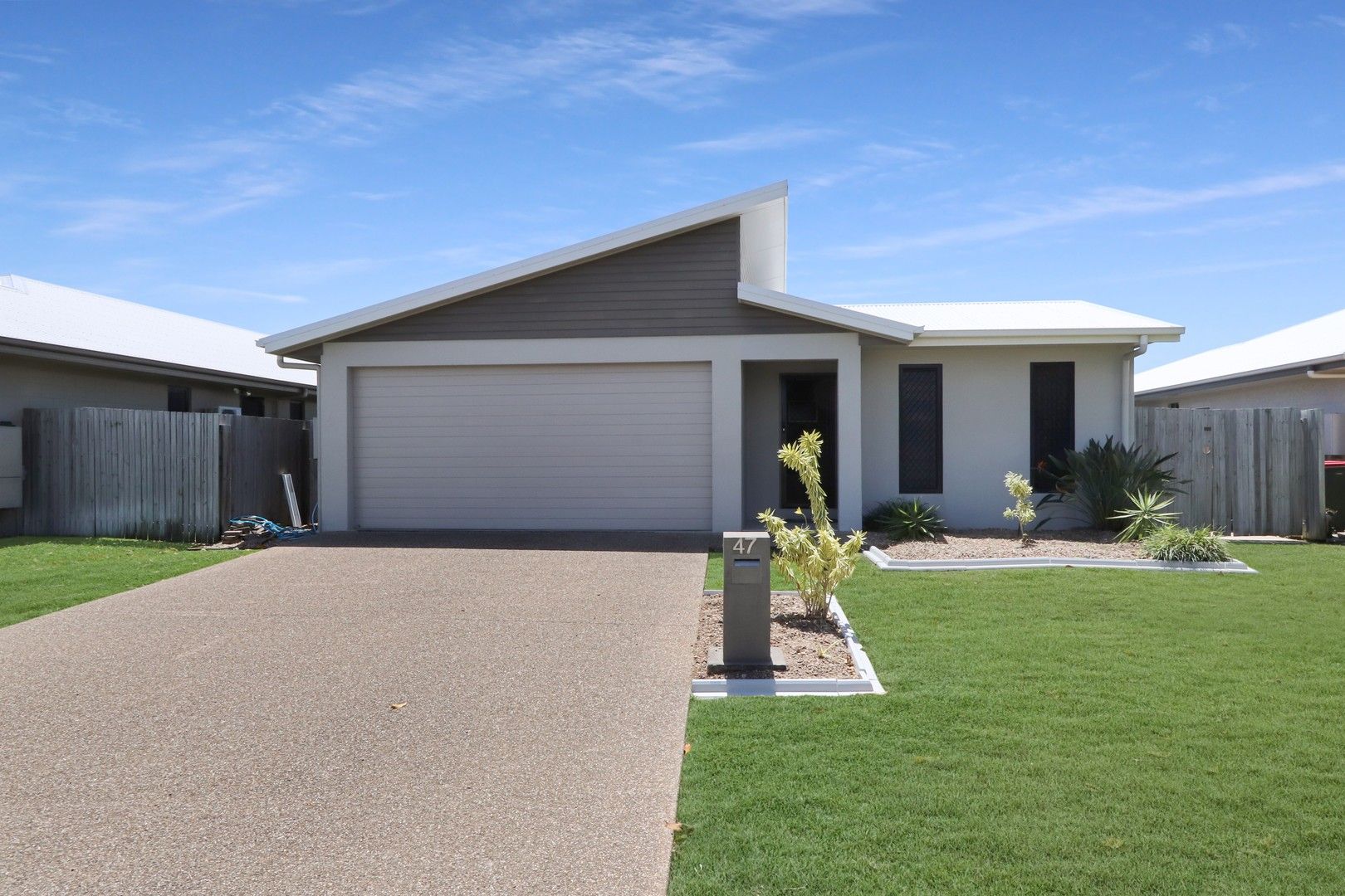 47 Beach Oak Drive, Mount Low QLD 4818, Image 0