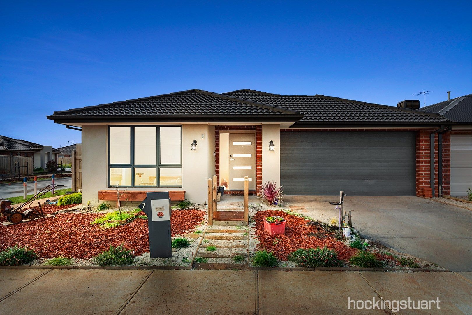 7 Charlbury Street, Thornhill Park VIC 3335, Image 0